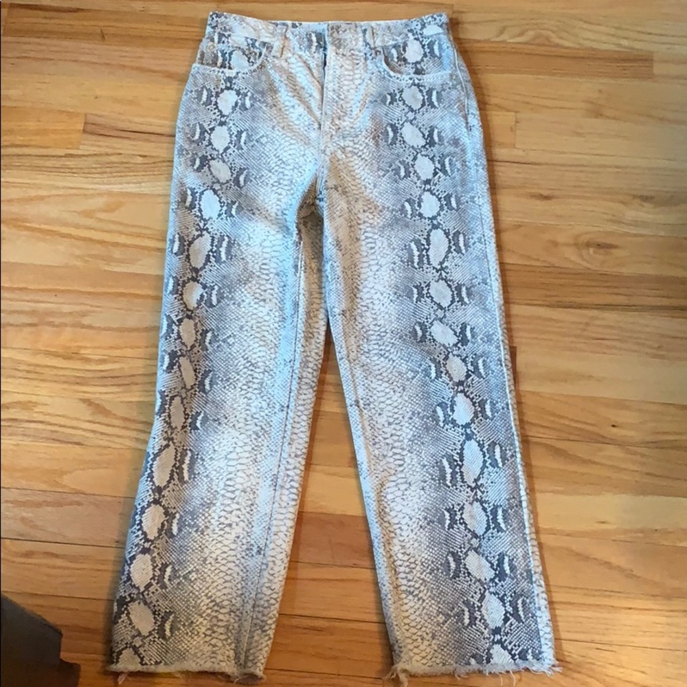 Zara White Snake Skin Print Cropped Jeans